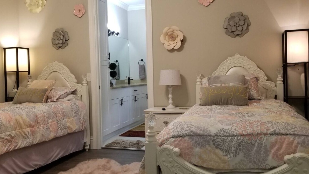Photo of Bedroom in Central Naples