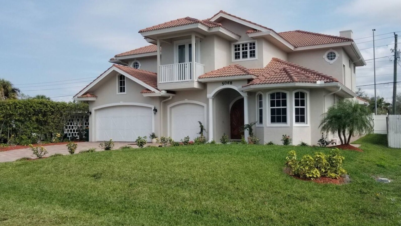 Photo of Outdoor in Central Naples