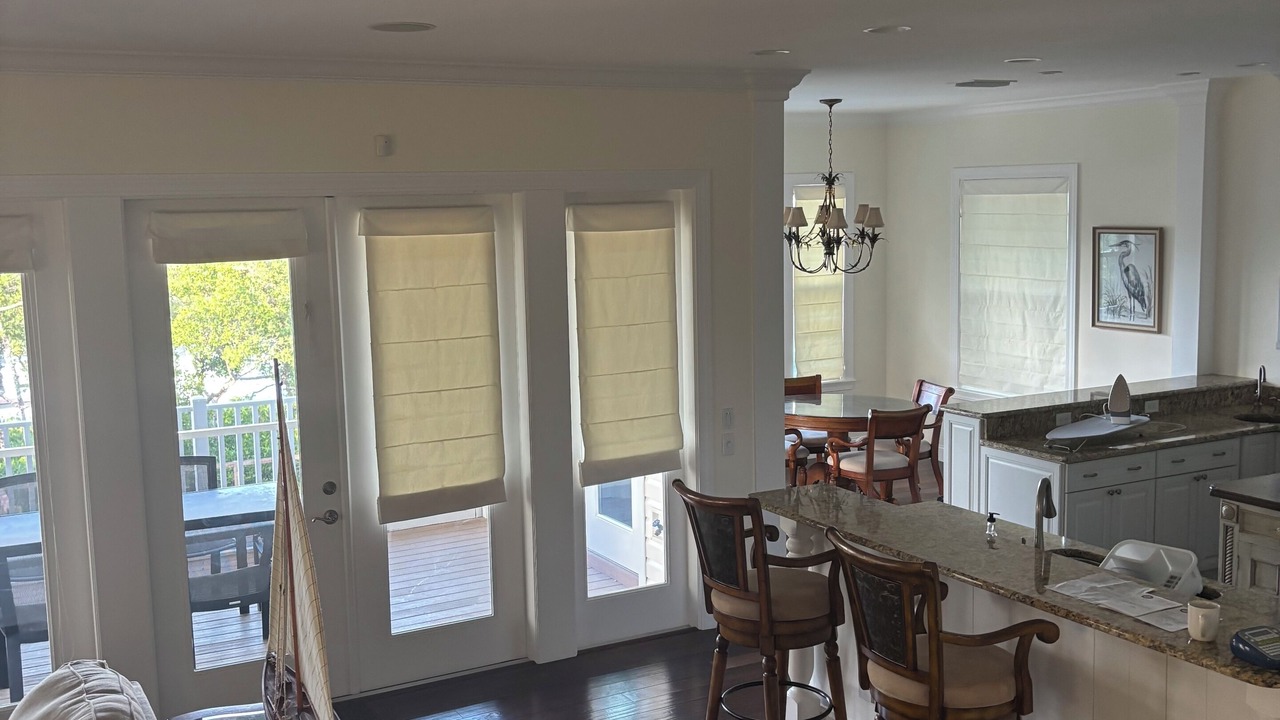 Photo of Livingroom in Palm Island