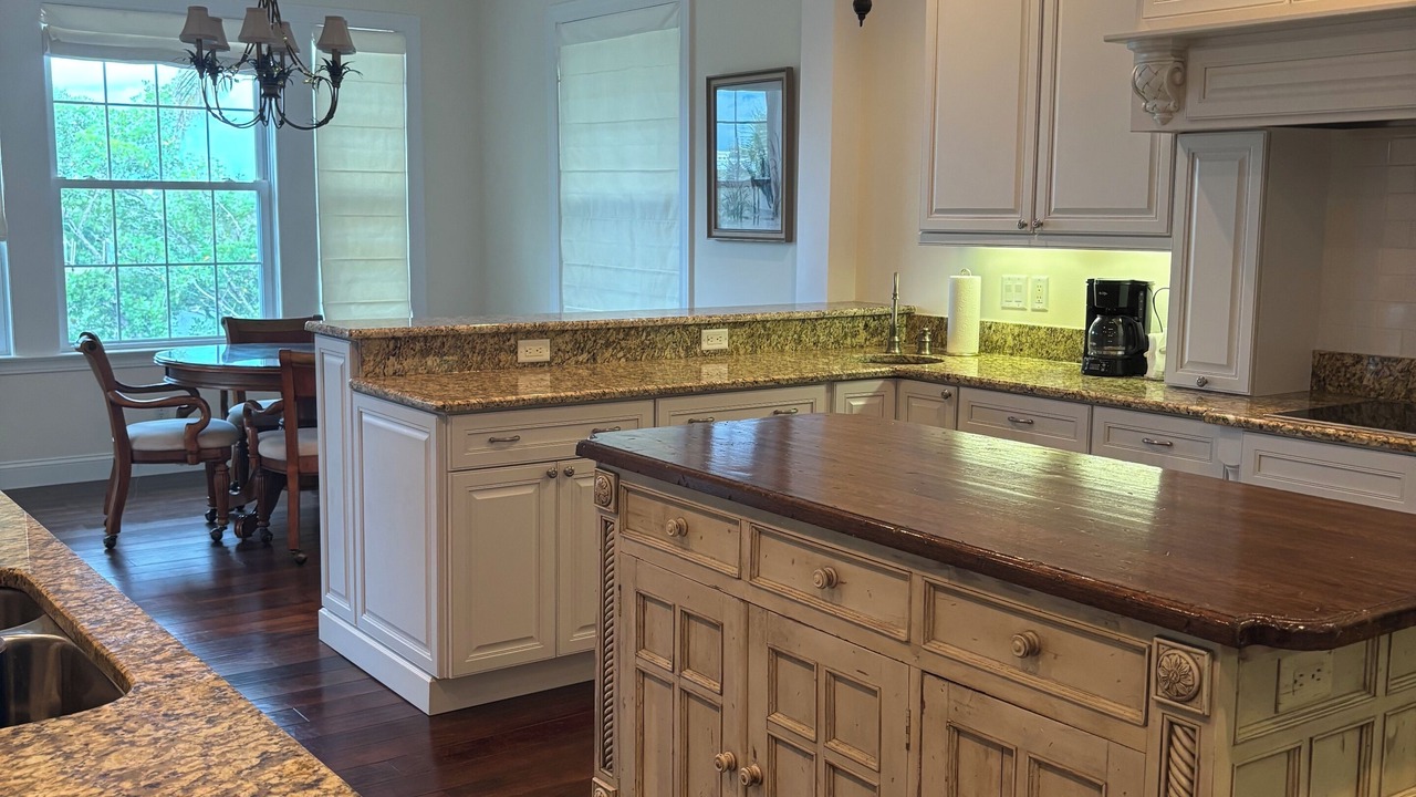 Photo of Kitchen in Palm Island