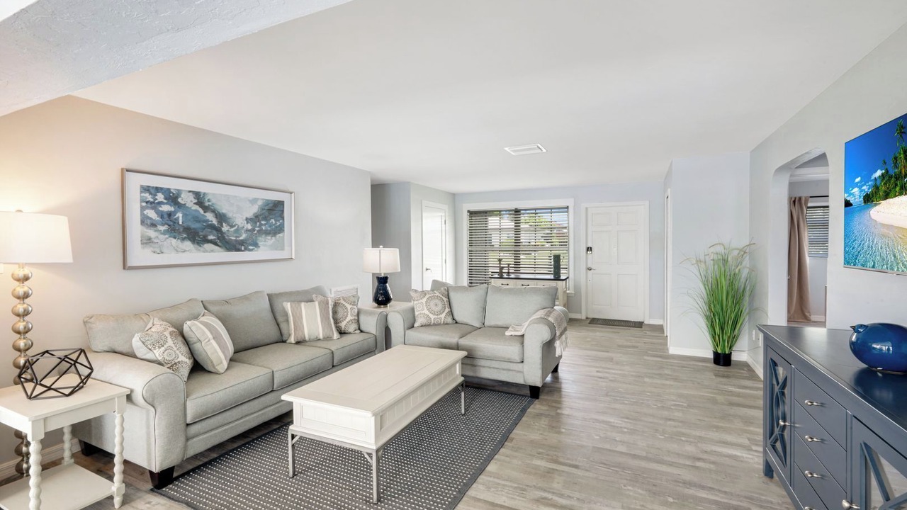 Photo of Bedroom in Pelican