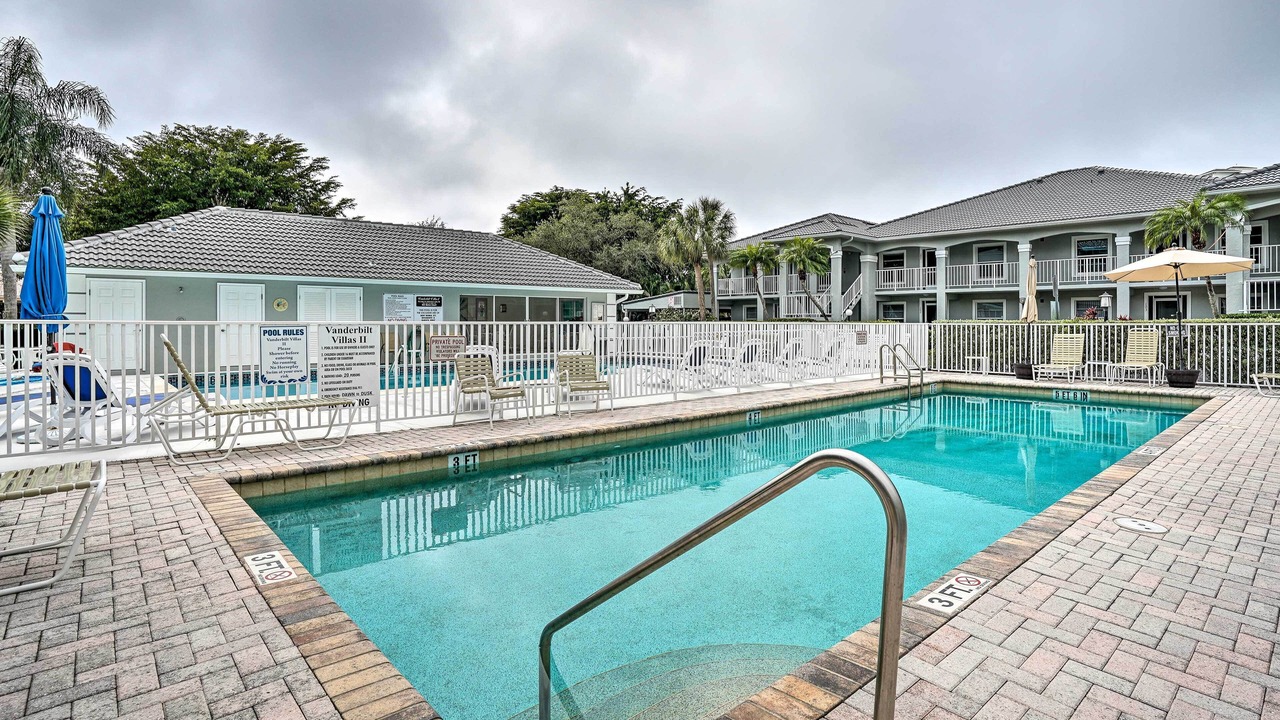 Photo of Outdoor in Vanderbilt Beach