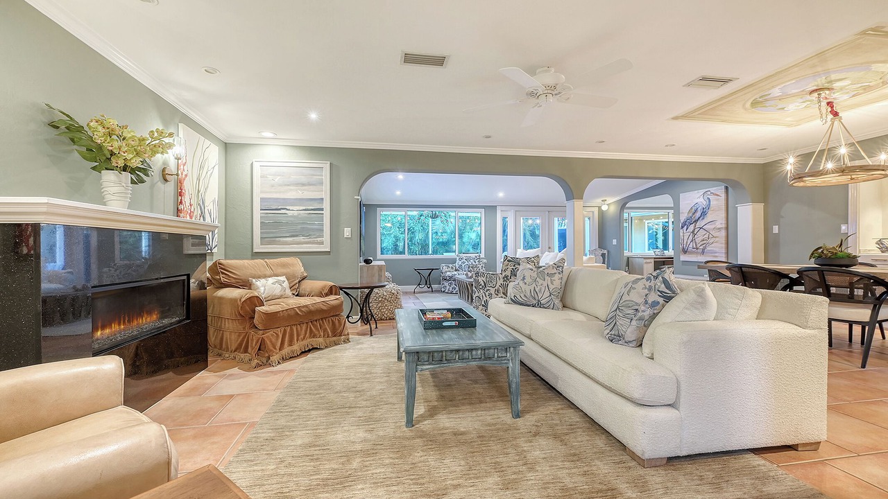 Photo of Livingroom in Arlington Park