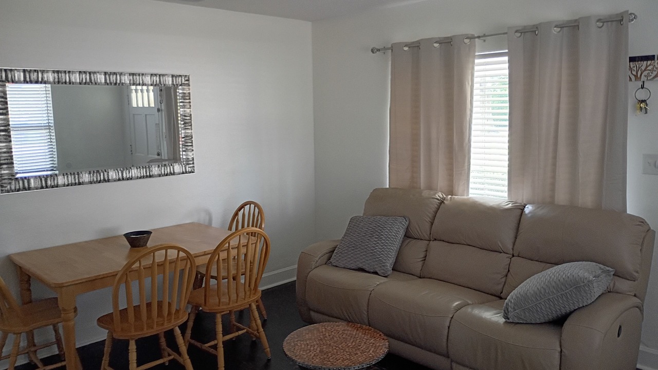 Photo of Livingroom in Sun Bay South