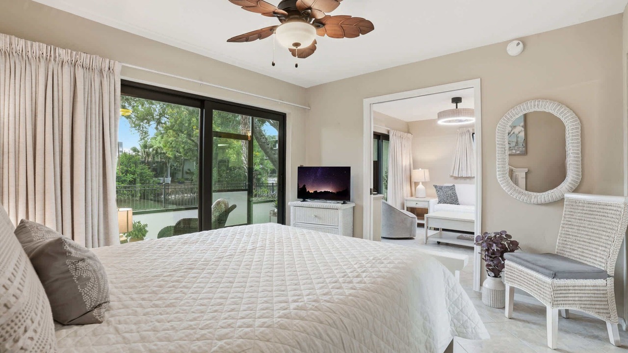 Photo of Bedroom in Park Shore