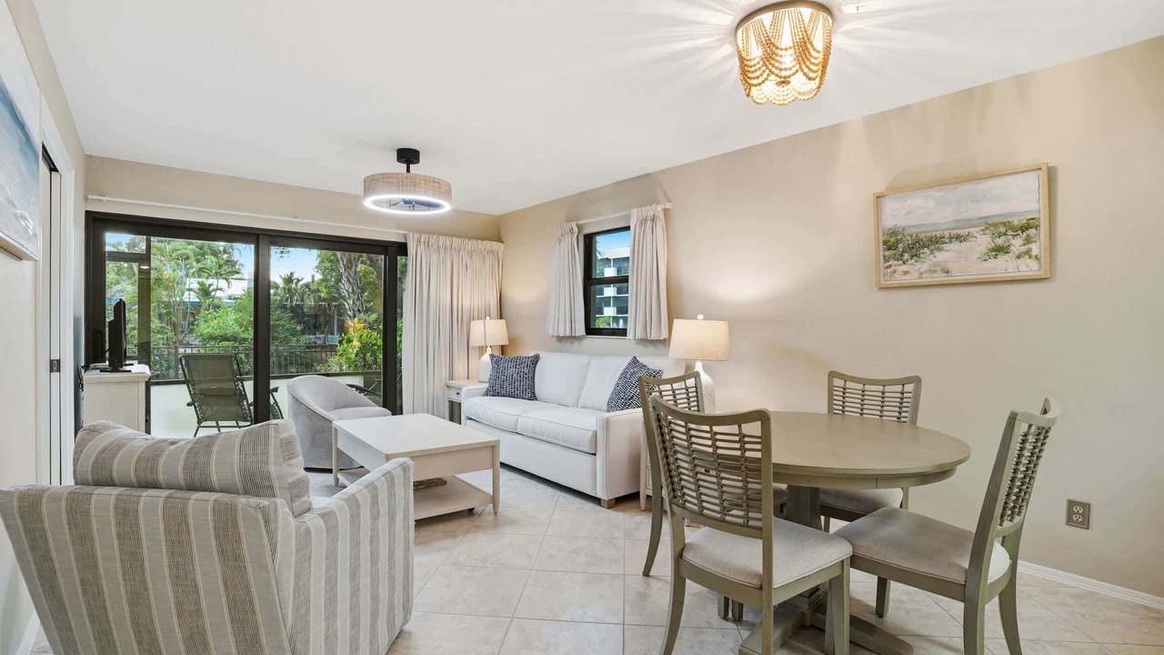 Photo of Livingroom in Park Shore