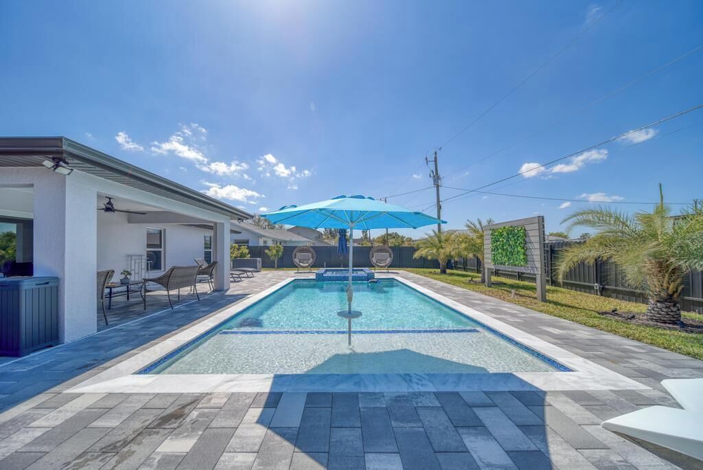 Photo of Outdoor in Diplomat