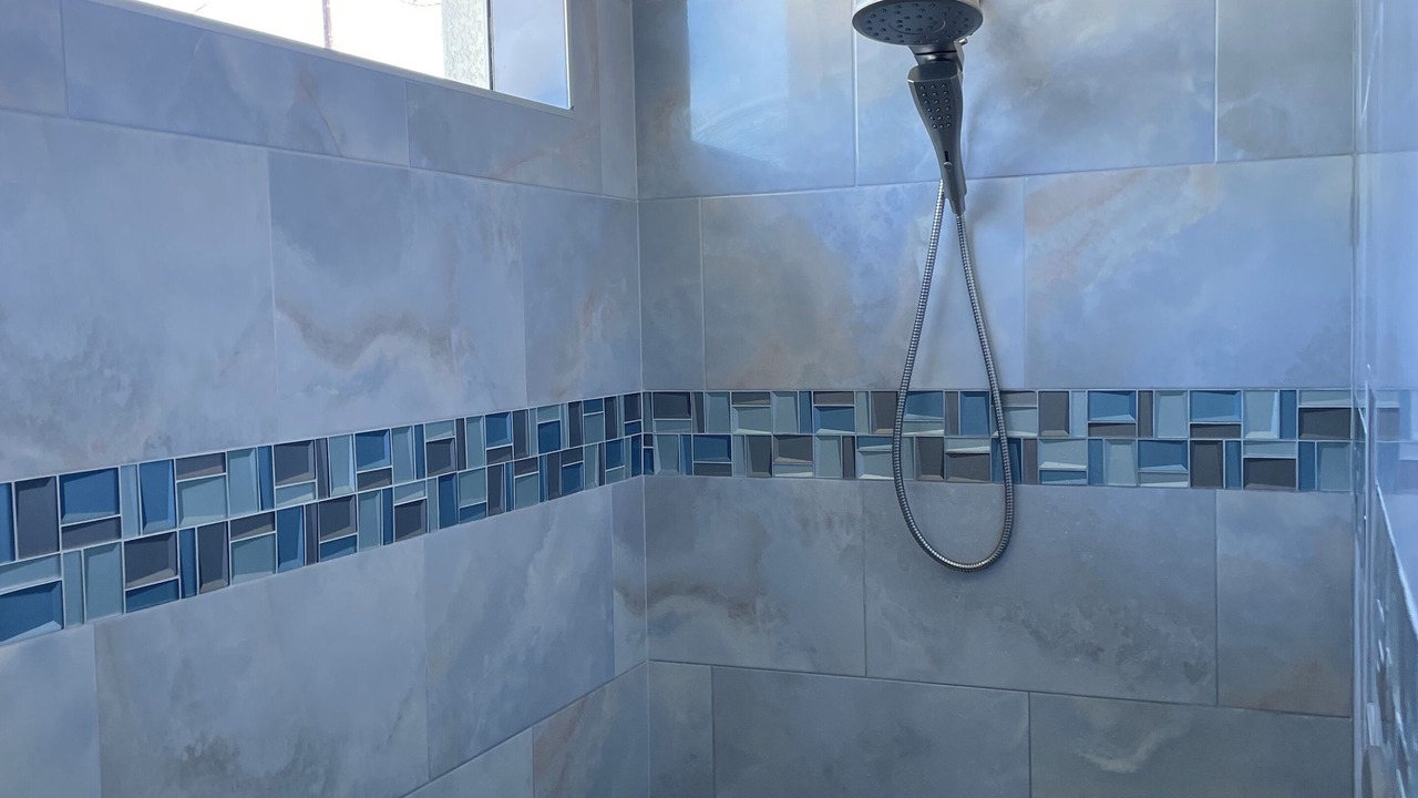 Photo of Bathroom in Joel