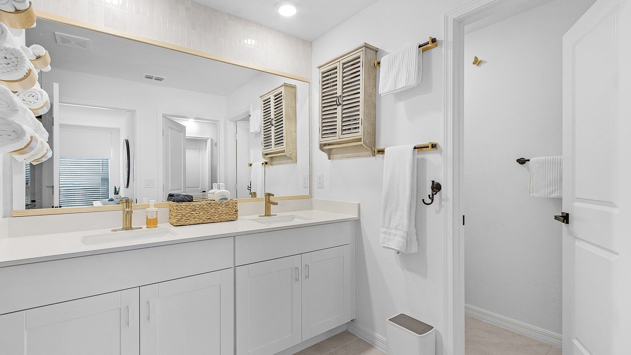 Photo of Bathroom in Rotonda Lakes