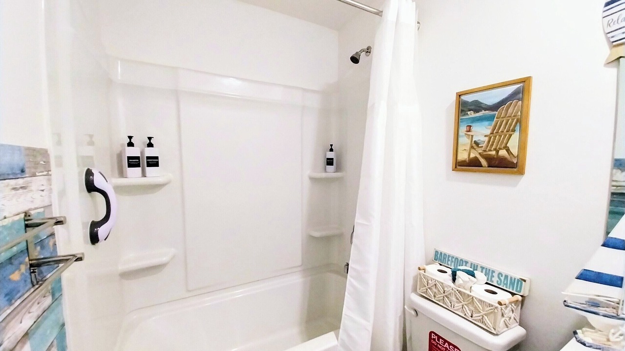 Photo of Bathroom in Biggar