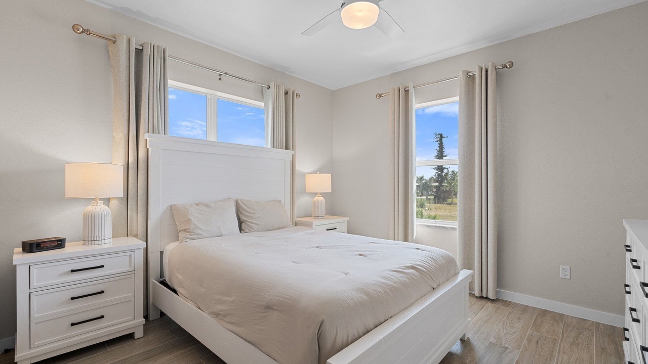Photo of Bedroom in Yacht Club