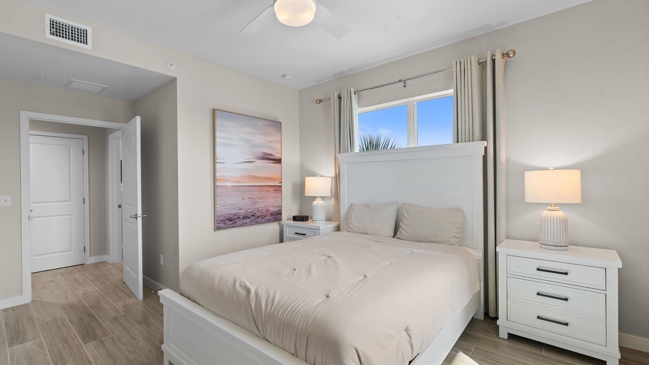 Photo of Bedroom in Yacht Club