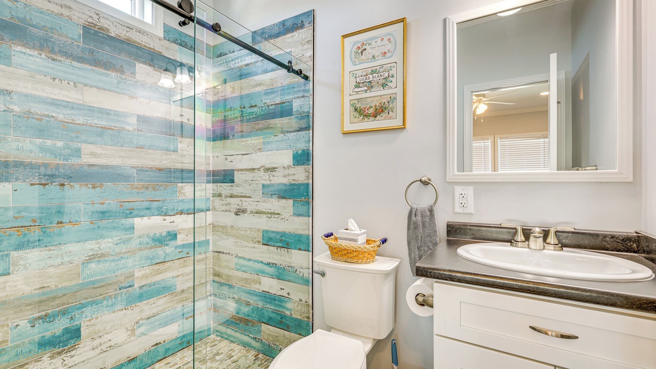 Photo of Bathroom in Truckland
