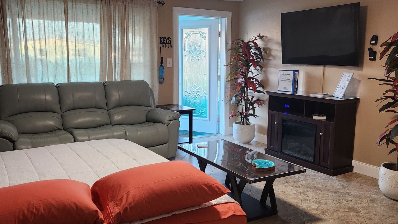 Photo of Bedroom in Englewood South
