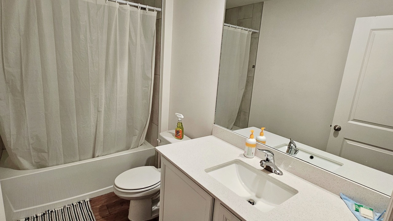 Photo of Bathroom in Biggar