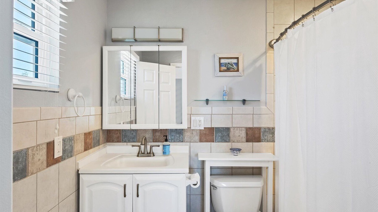 Photo of Bathroom in Palm Island