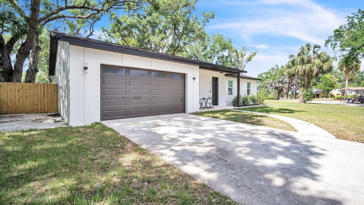 Photo of Outdoor in Tampa