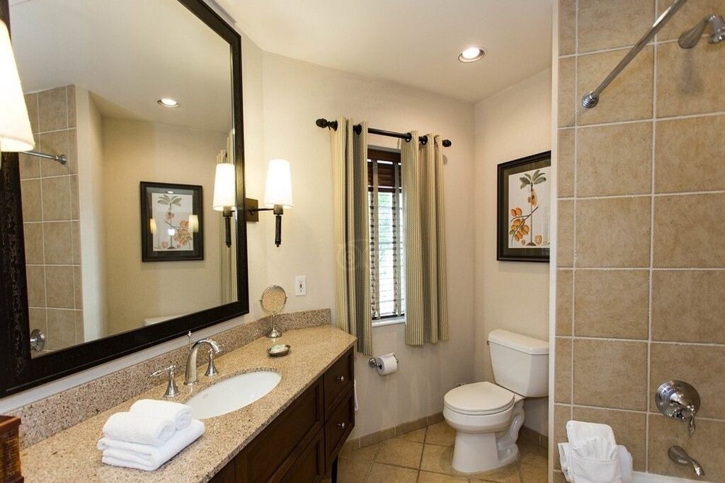 Photo of Bathroom in Bonita Springs