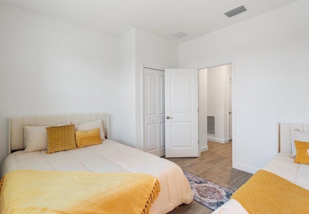 Photo of Bedroom in River Hall