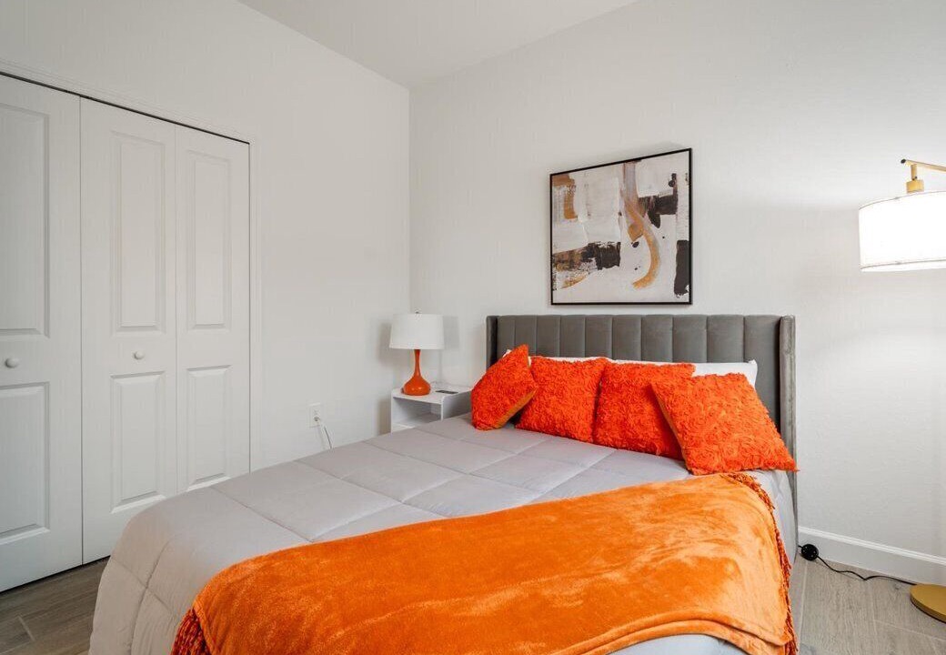 Photo of Bedroom in River Hall