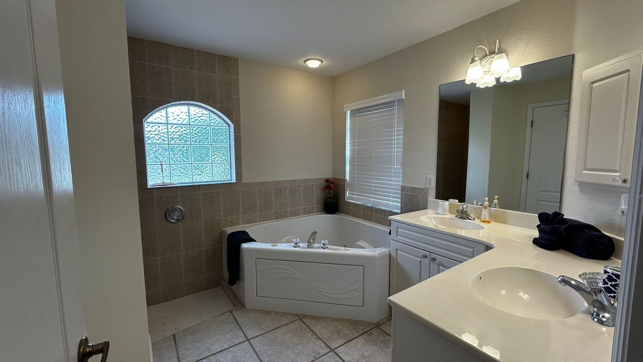 Photo of Bathroom in Pine Valley