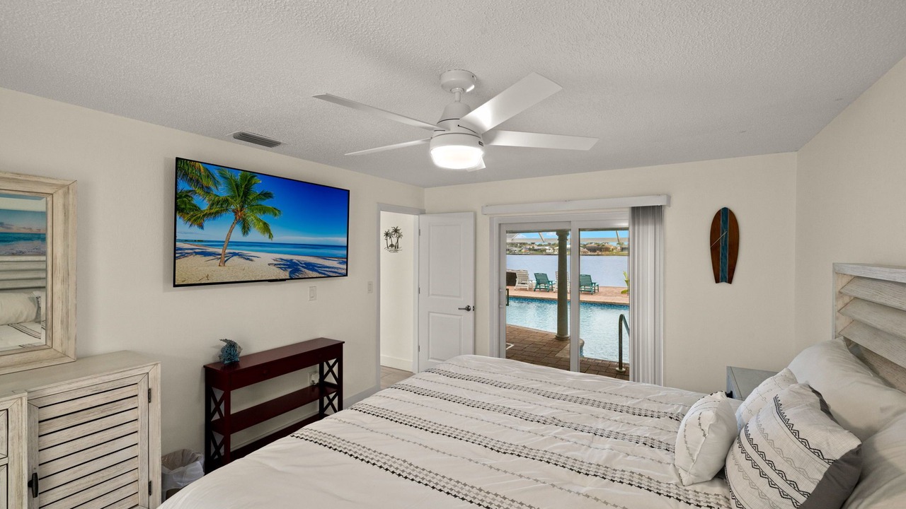 Photo of Bedroom in Eight Lakes