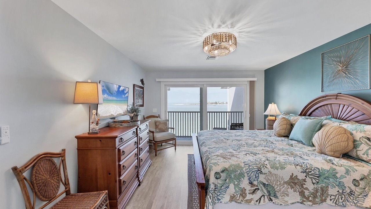 Photo of Bedroom in Boca Grande
