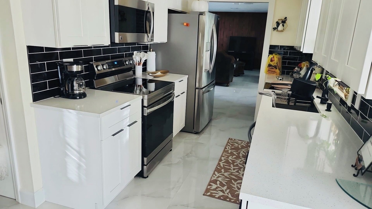 Photo of Kitchen in Lochmoor Waterway Estates