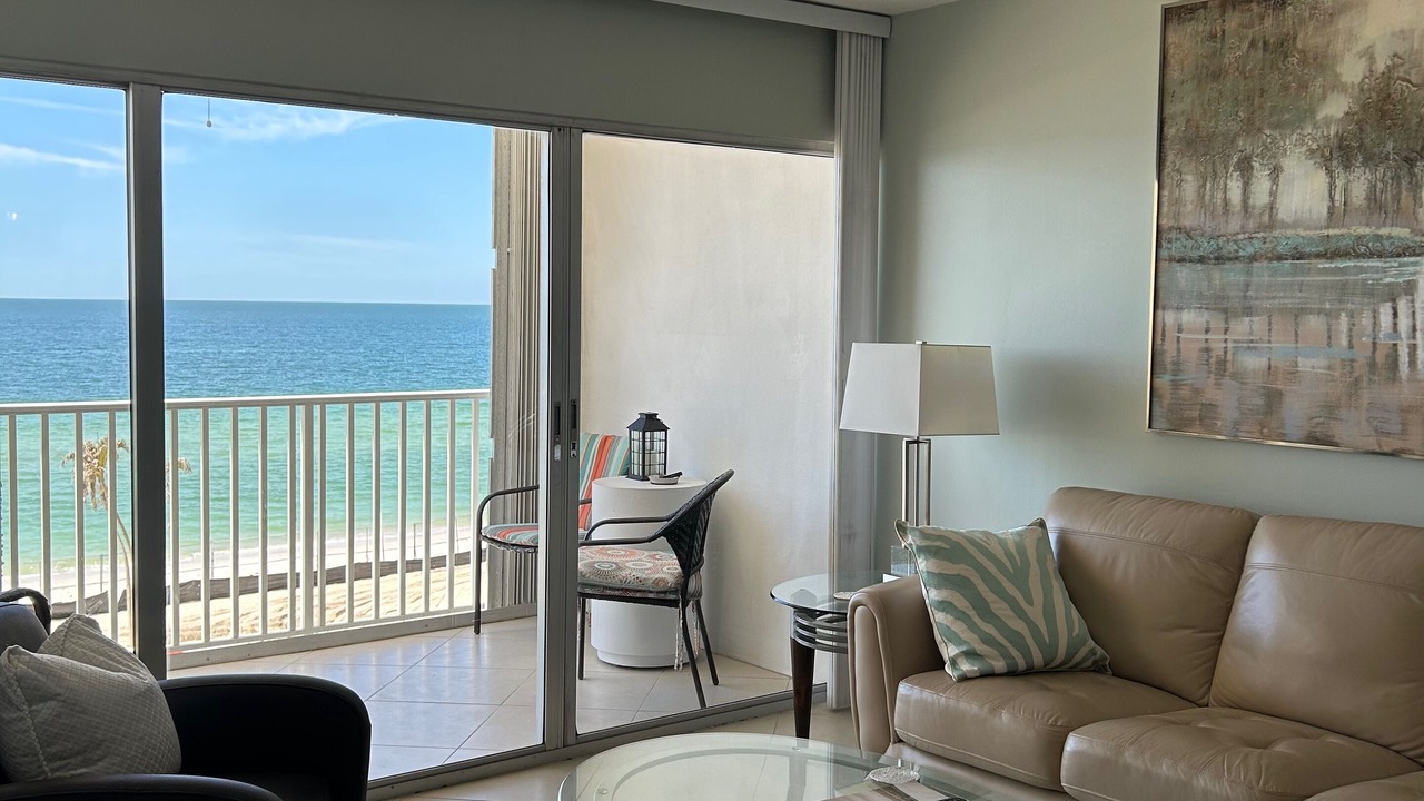 Photo of Livingroom in Moorings