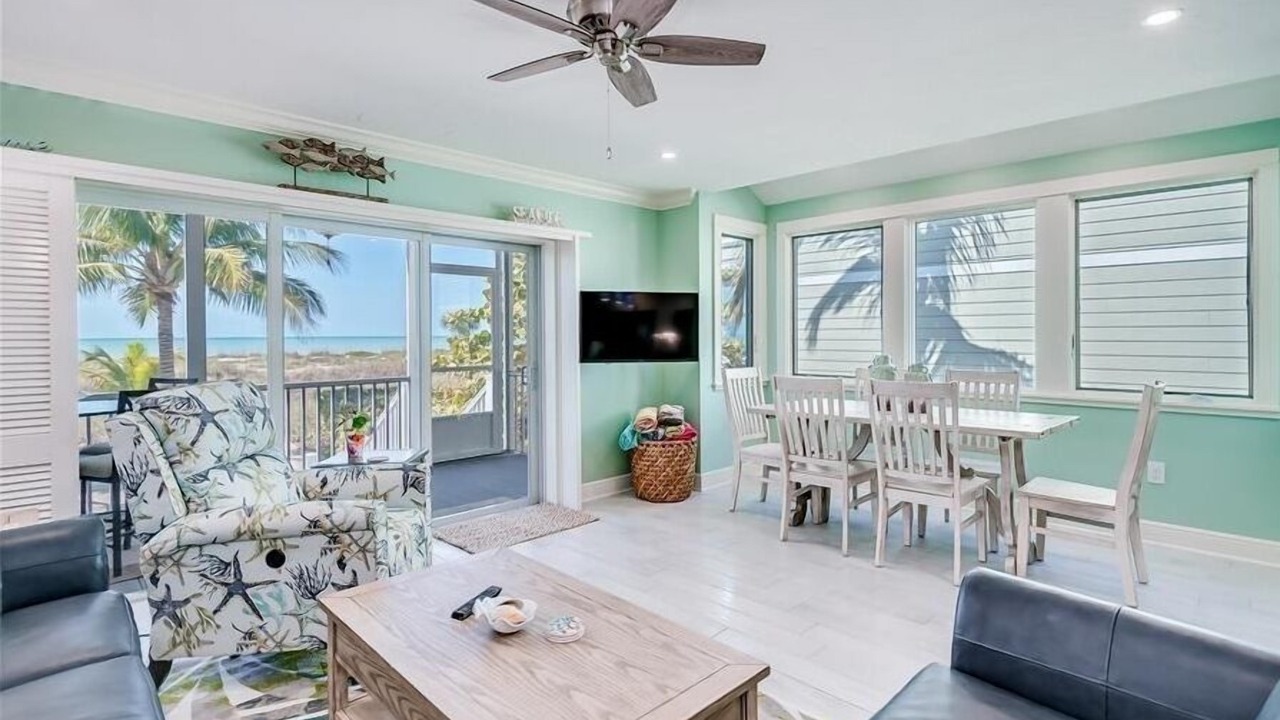 Photo of Livingroom in Boca Grande