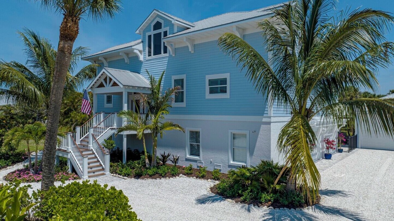 Photo of Outdoor in Golden Beach