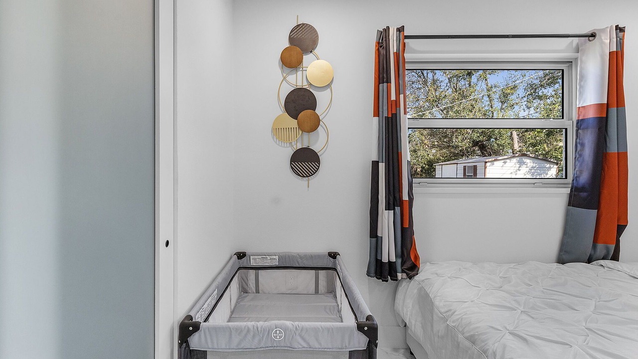 Photo of Bedroom in Iona