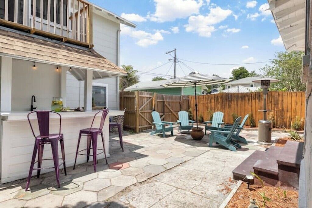 Photo of Outdoor in Historic Uptown