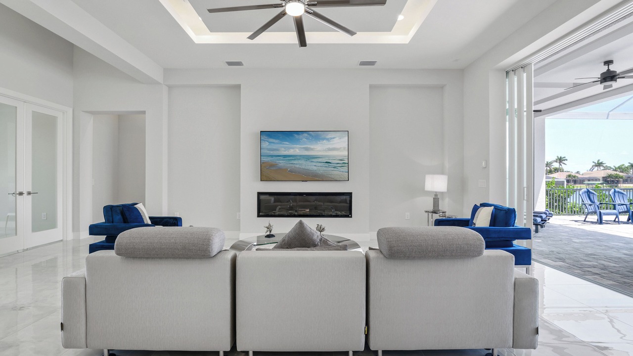 Photo of Livingroom in Eight Lakes