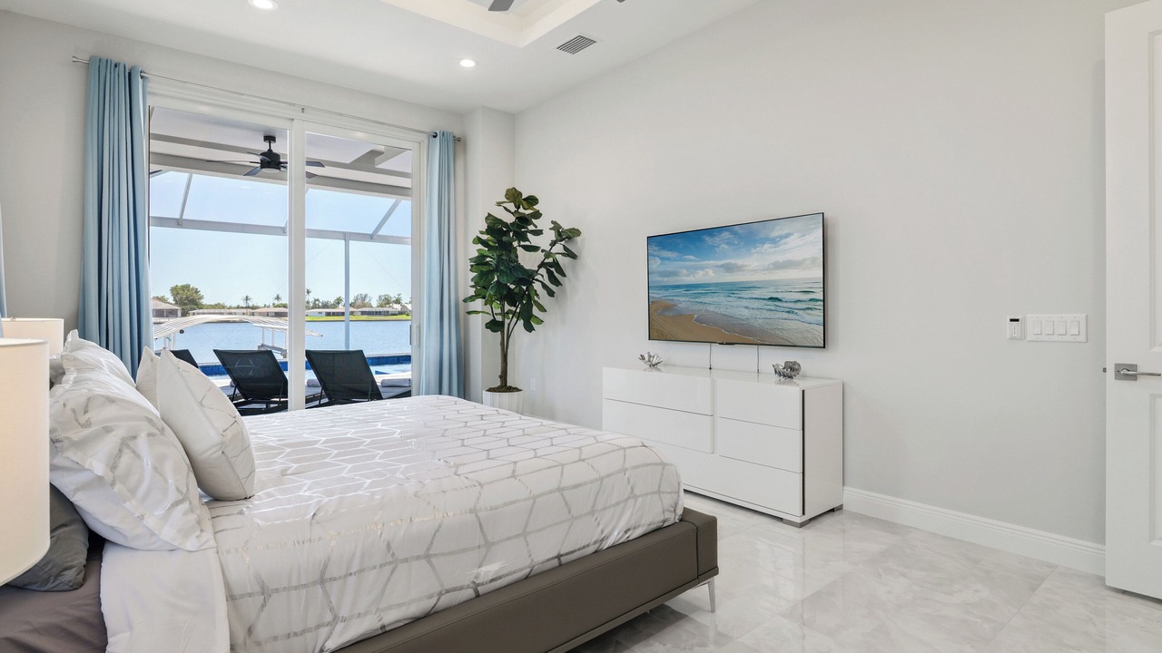 Photo of Bedroom in Eight Lakes