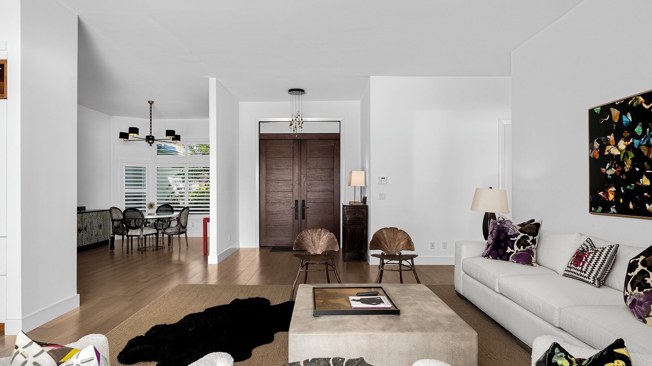 Photo of Livingroom in Royal Harbor