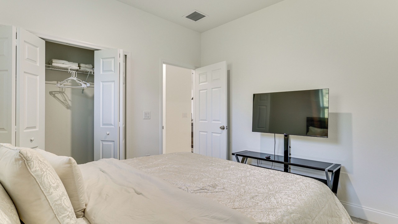Photo of Bedroom in Eisenhower
