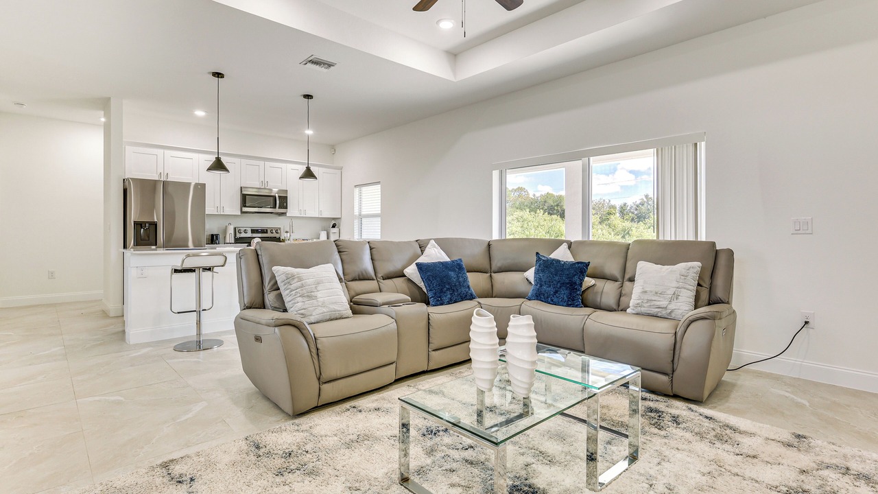 Photo of Livingroom in Eisenhower