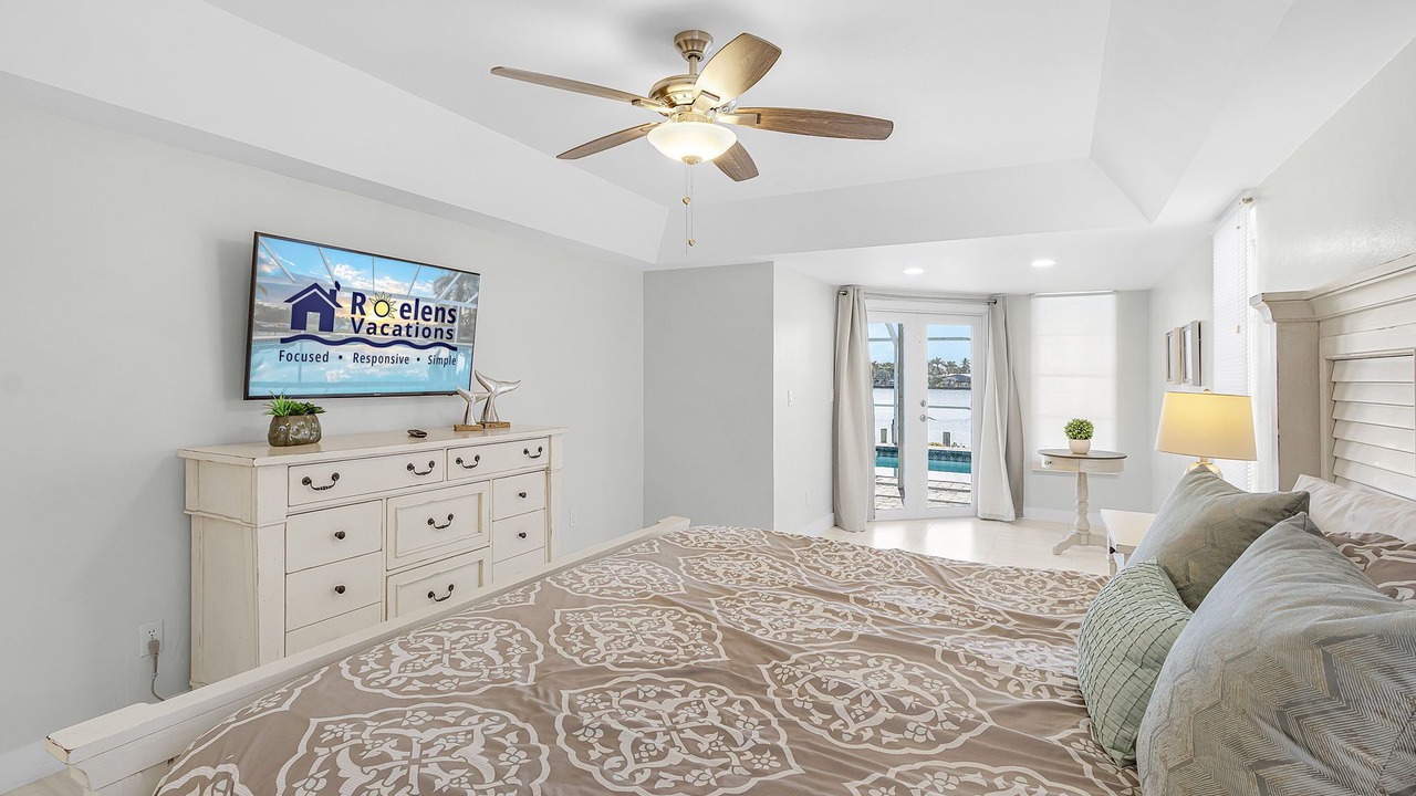 Photo of Bedroom in Eight Lakes