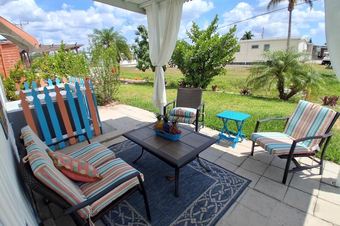 Photo of Patio Balcony in Diplomat
