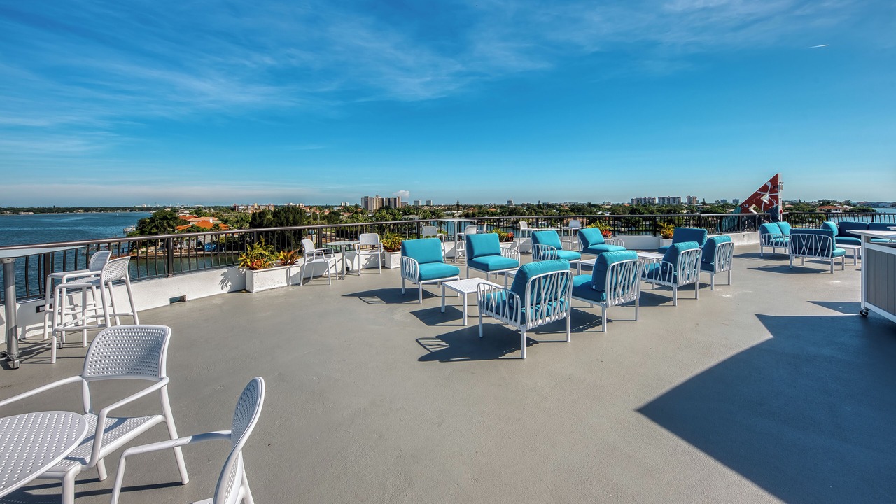 Photo of Patio Balcony in Treasure Island