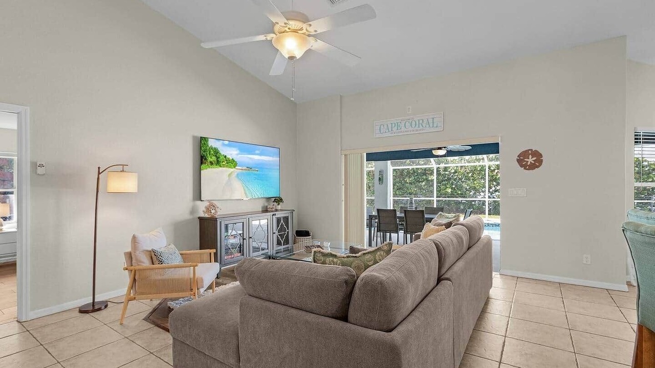 Photo of Livingroom in Mariner