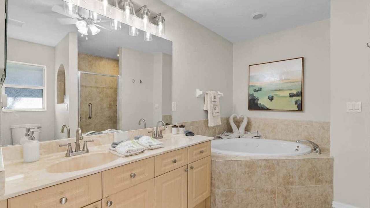 Photo of Bathroom in Mariner