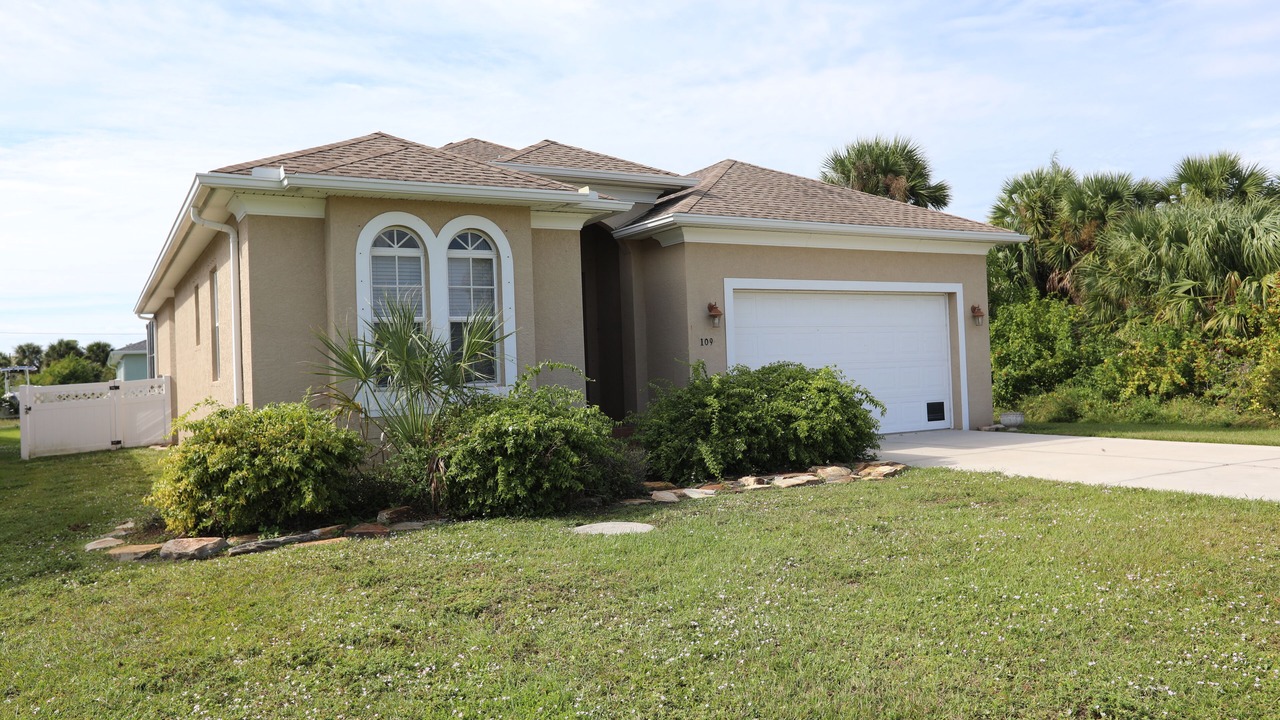 Photo of Outdoor in Rotonda Heights
