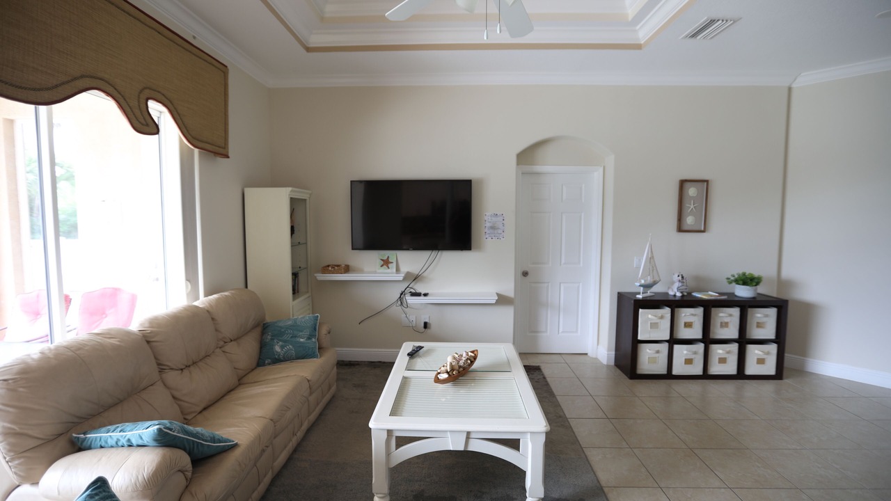 Photo of Livingroom in Rotonda Heights