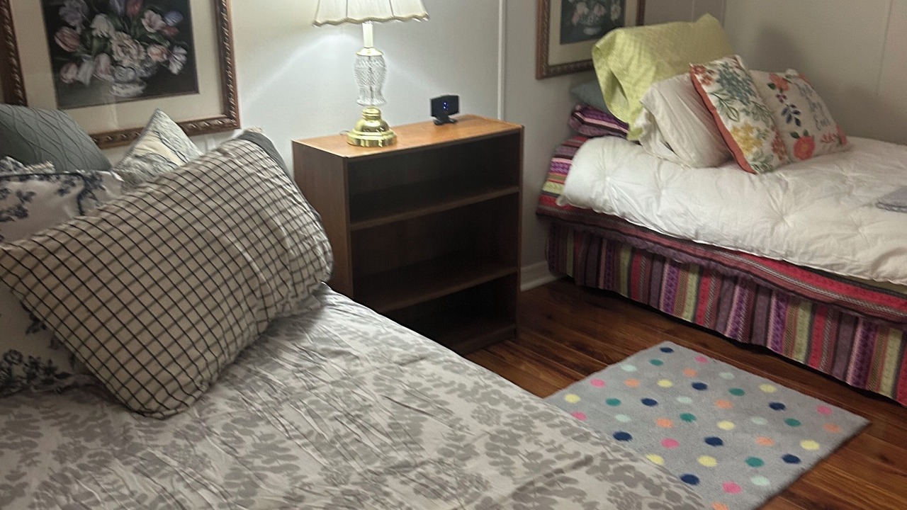 Photo of Bedroom in Warm Mineral Springs