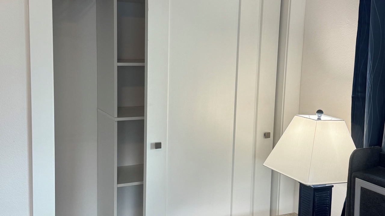 Photo of Bedroom in Yacht Club