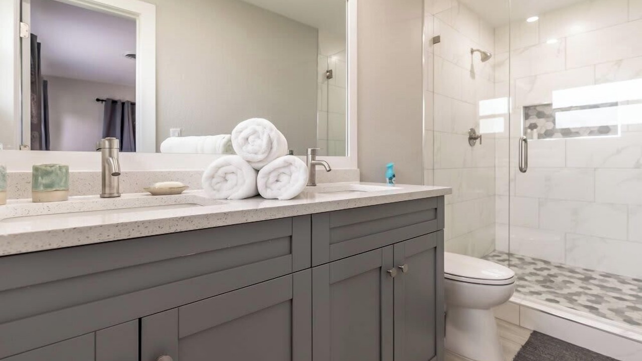 Photo of Bathroom in Lochmoor Waterway Estates