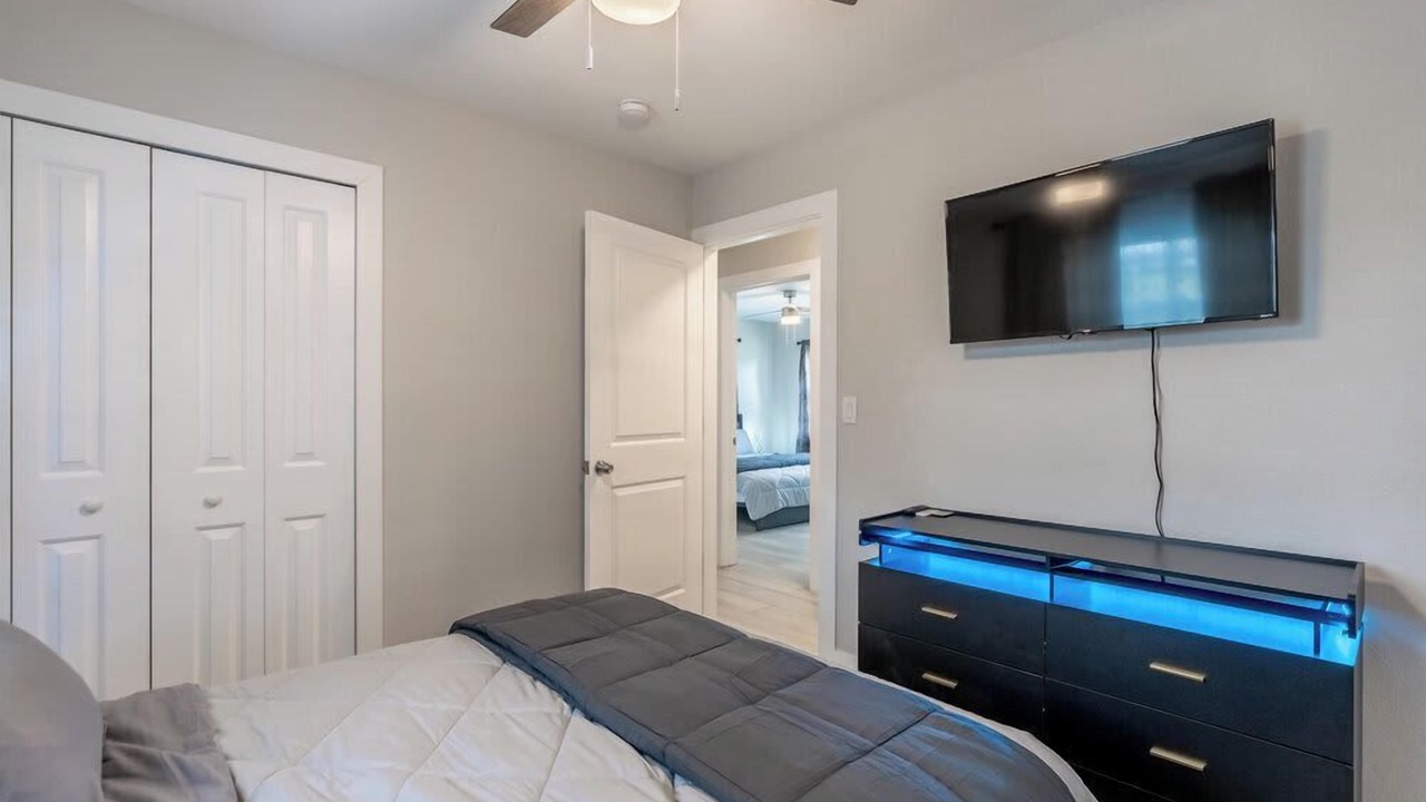 Photo of Bedroom in Lochmoor Waterway Estates