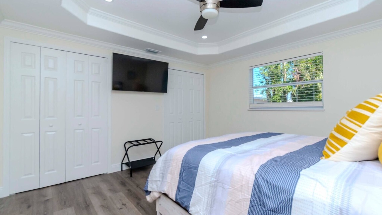 Photo of Bedroom in Bayshore Gardens